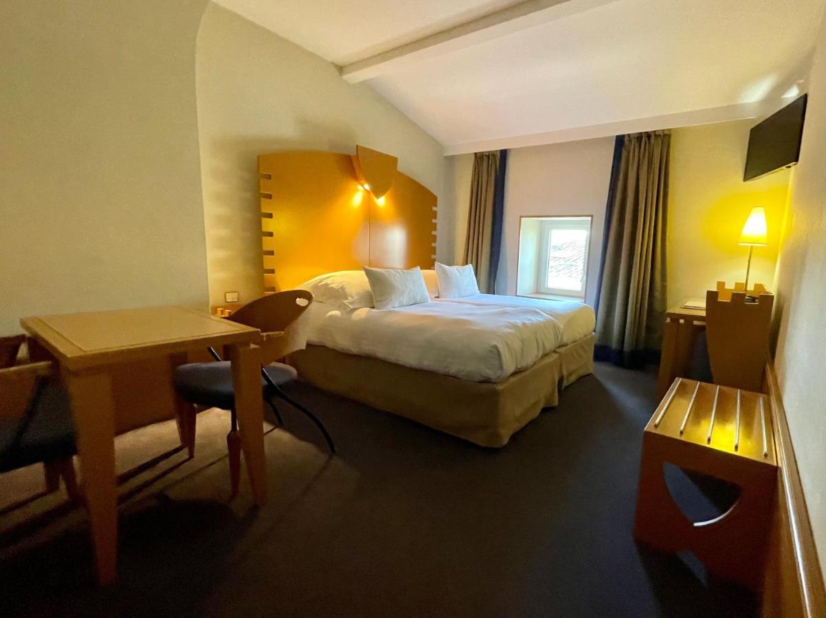 Hotel Au Logis Des Remparts แซงต์เตมีลียง ภายนอก รูปภาพ