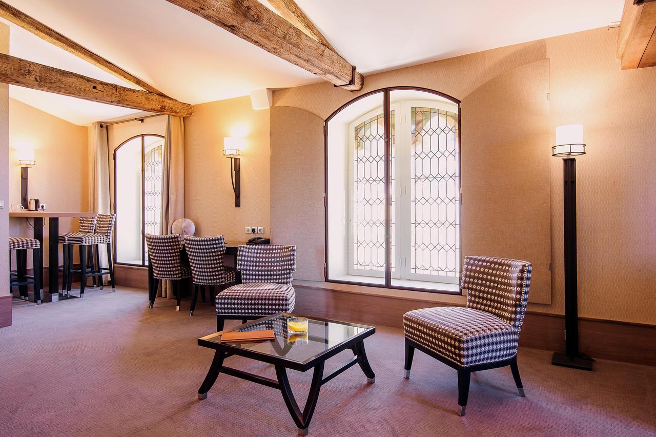 Hotel Au Logis Des Remparts แซงต์เตมีลียง ภายนอก รูปภาพ